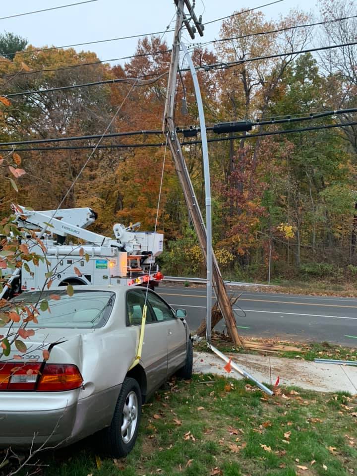 RescueMVAEllingtonRd 20201026PhonePole3