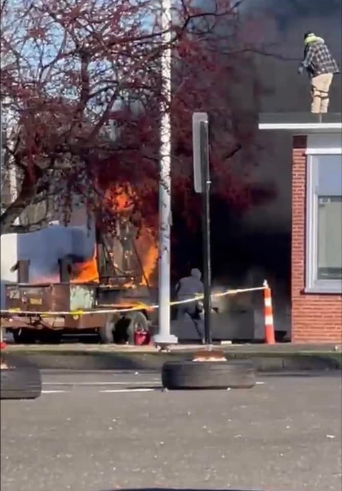 Fire20211124ConstructionEquip