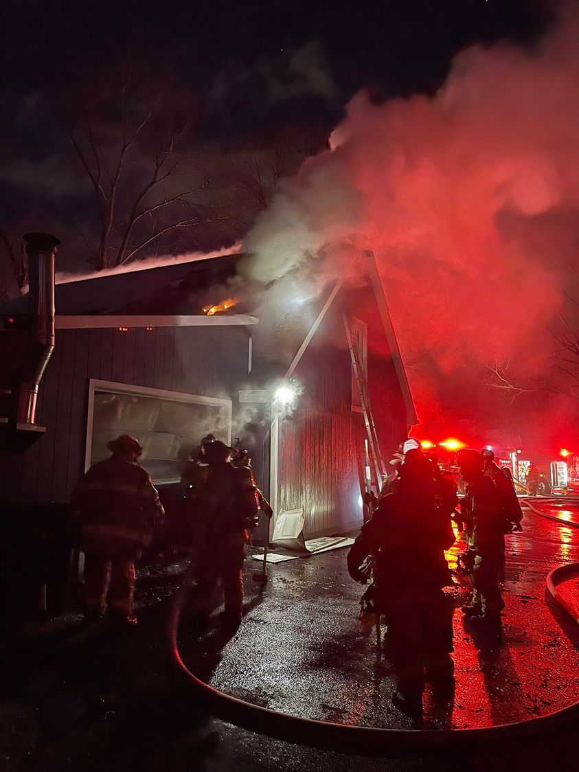 Fire20220110GarageBySquadFirePhotos