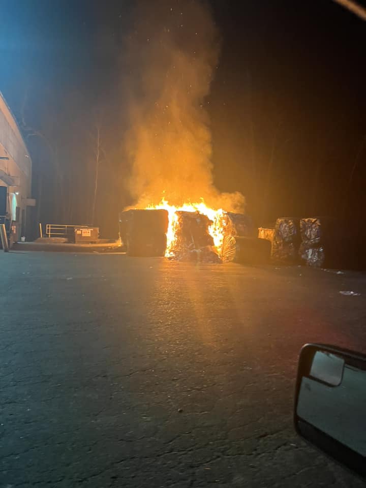 Fire20230310FireAllAmericanWaste3