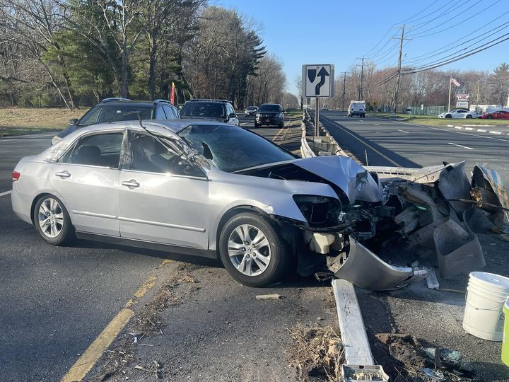 Rescue20230410MVA Rt5Glendale